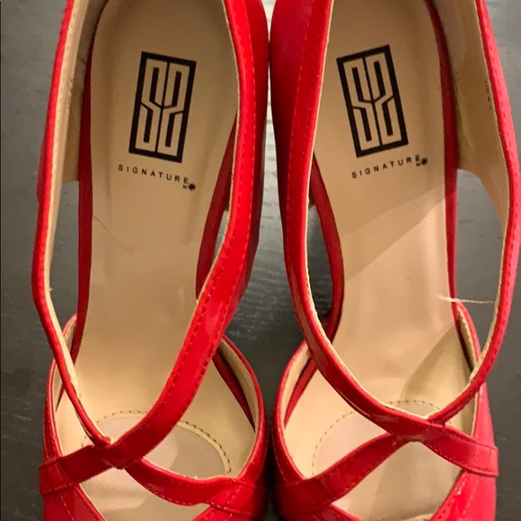 Signature by ShoeDazzle Aracely red heels pumps - Picture 7 of 15